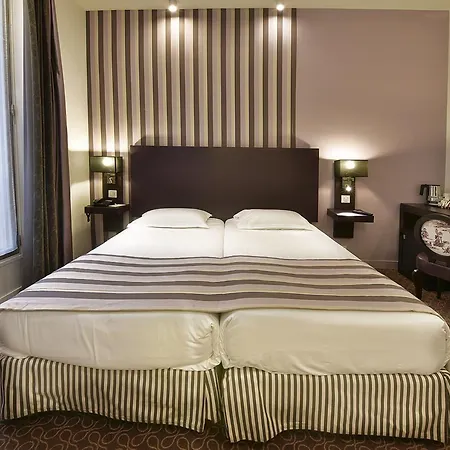 Star Champs-elysees Hotel 4*
