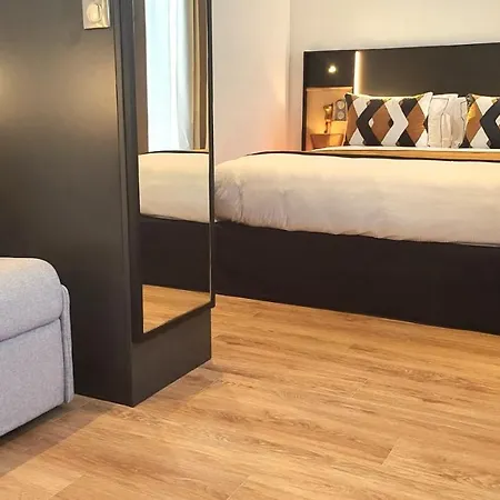 Star Champs-elysees Hotel Paris