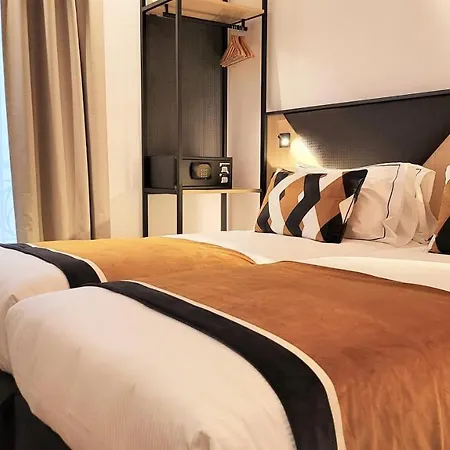Star Champs-elysees 4*