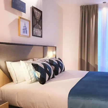 Hotel Star Champs-elysees 4*