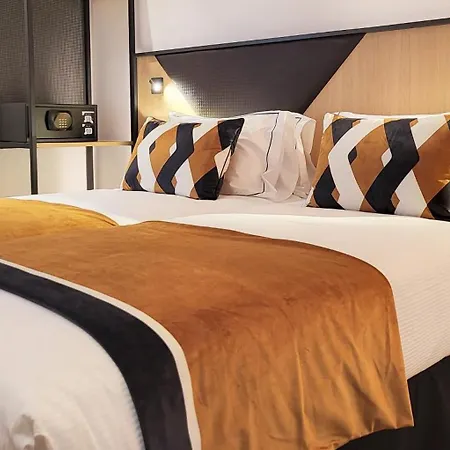 Star Champs-elysees باريس