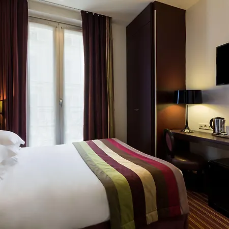 Star Champs-elysees باريس