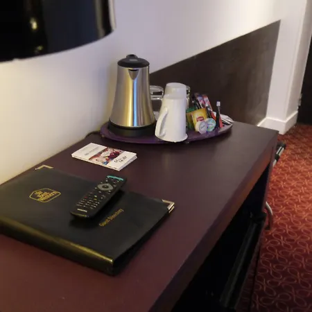 Star Champs-elysees فندق باريس