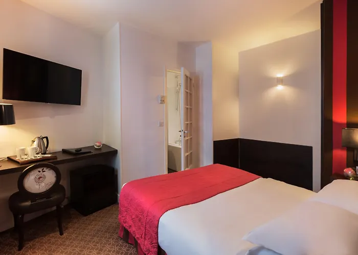 Star Champs-elysées Hotel