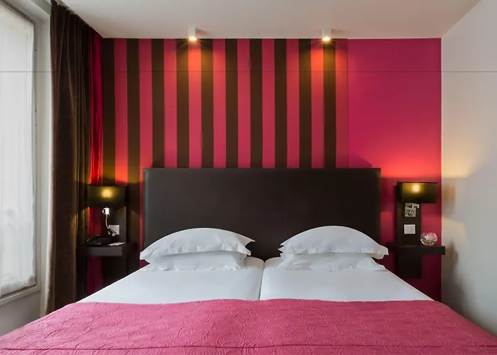 Hotel Star Champs-elysées 4*