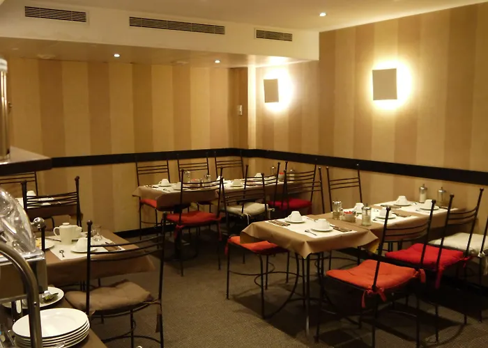Hotel Star Champs-elysées 4*