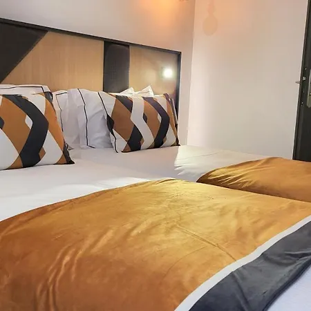 מלון Star Champs-elysees 4*