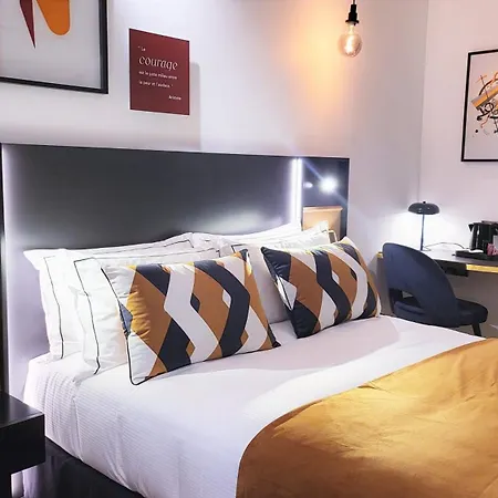 מלון Star Champs-elysees 4*